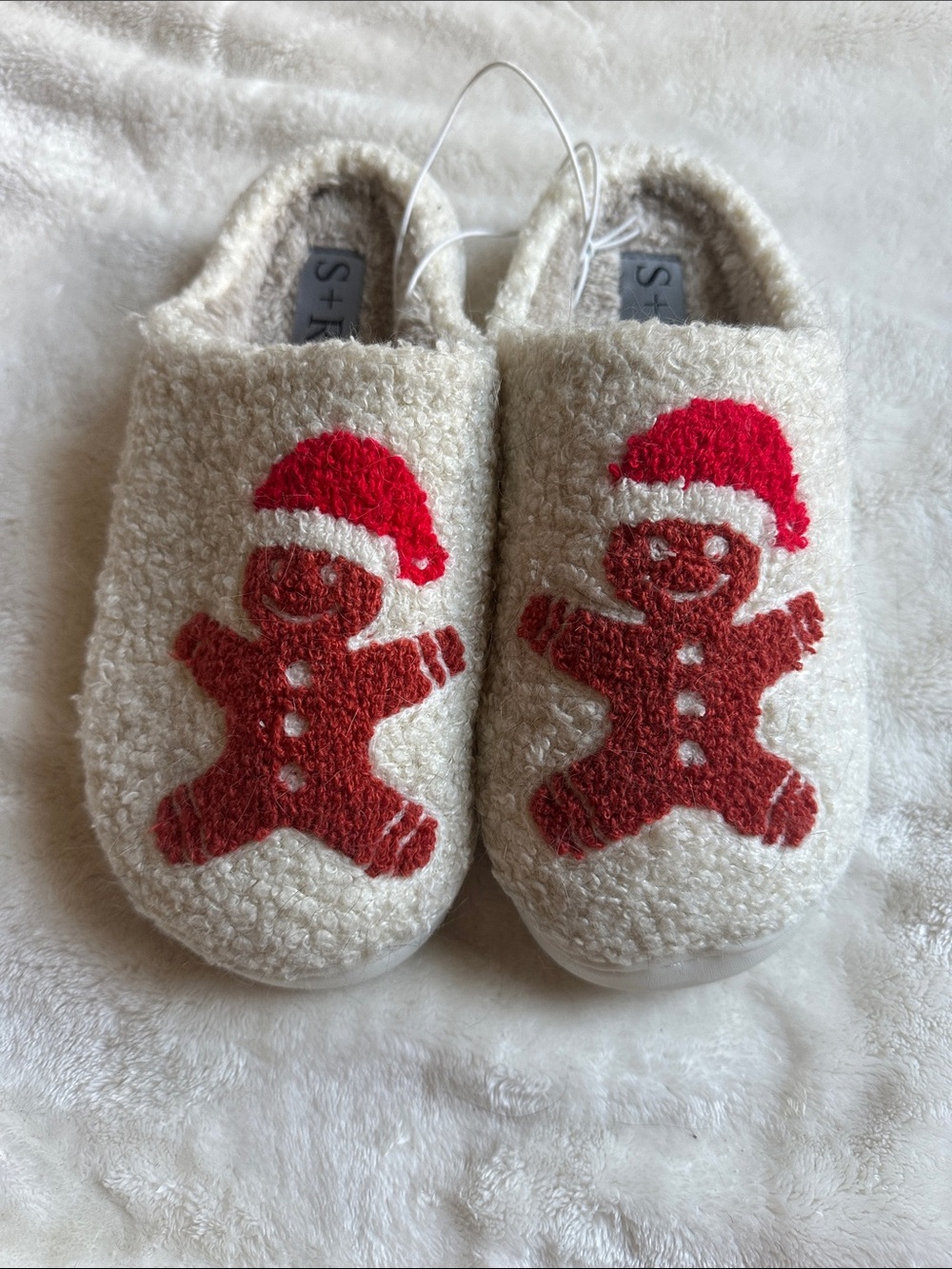 Cream Fleece Women's Slippers with Red Bear Motif